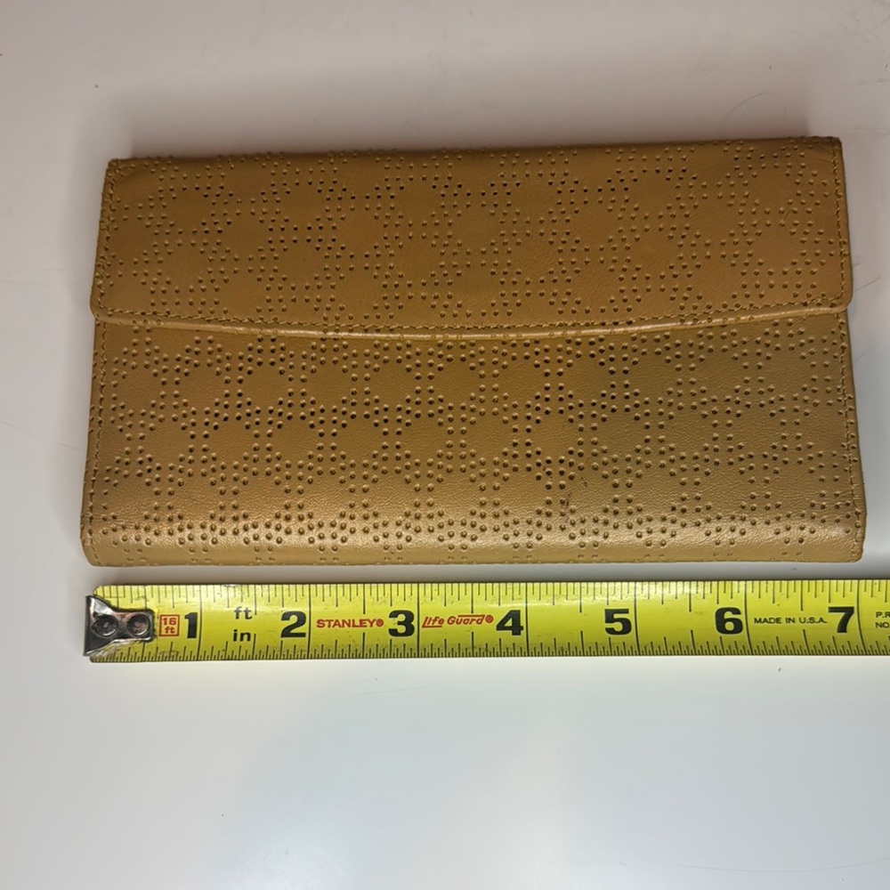 Elegant Tan Clutch